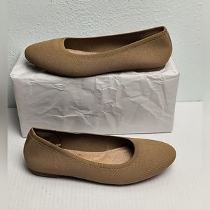 Old Navy Tan Flats Shoes Rounded Toe Size 7 Toffee Casual Travel Driving